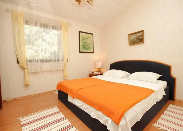 Appartement With A Parking Space Liznjan, Medulin - 7224